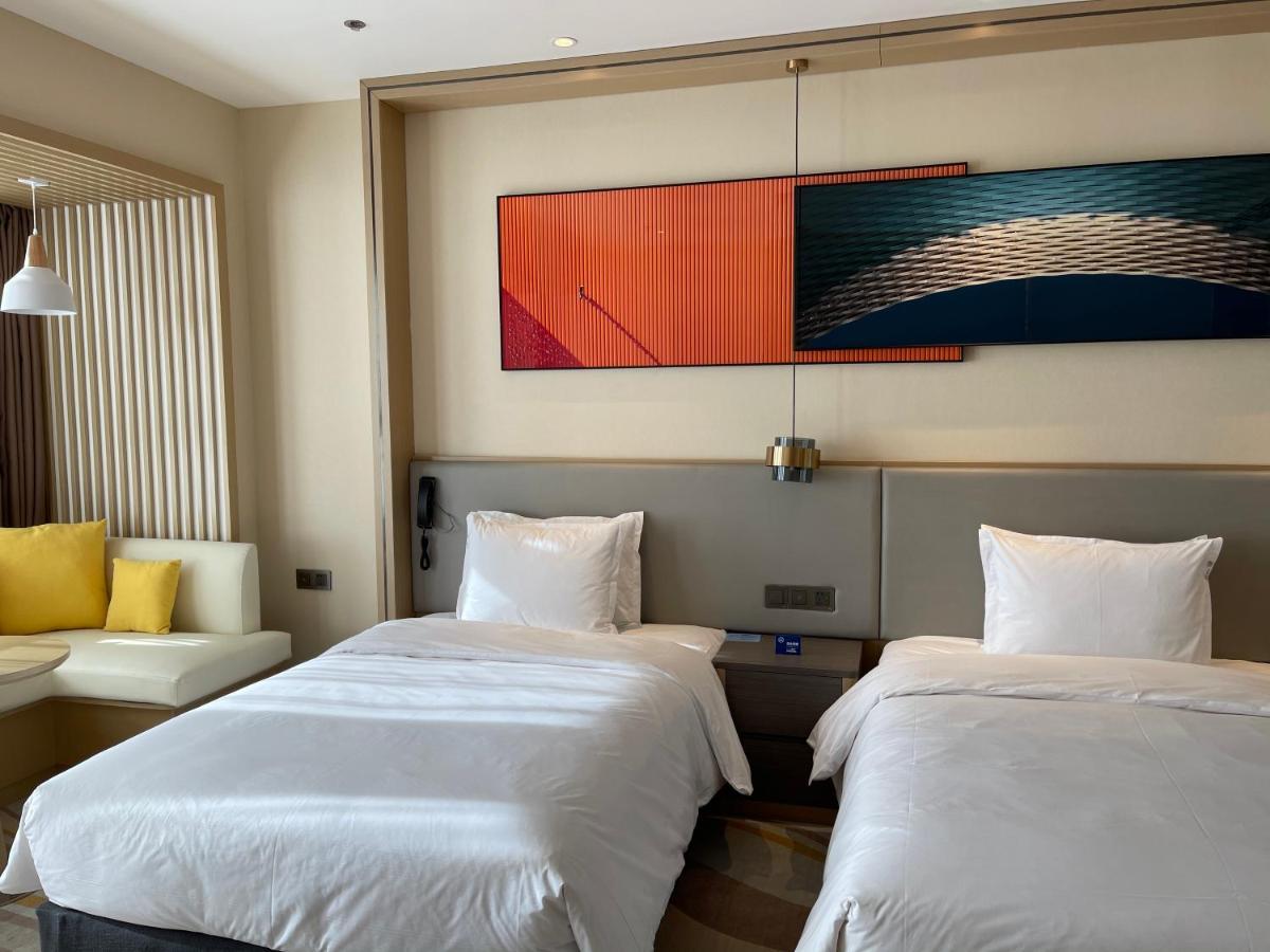 Holiday Inn Express Ulanqab Jining By Ihg Exterior foto