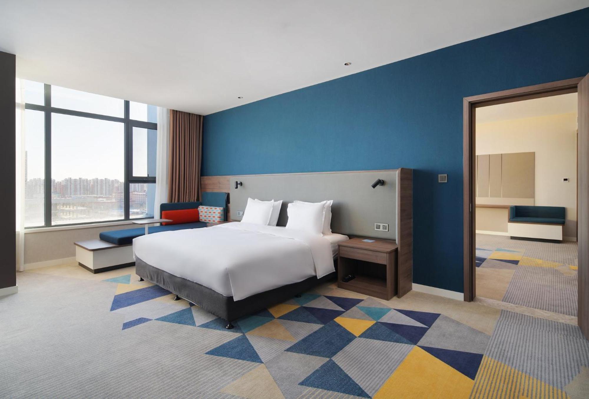 Holiday Inn Express Ulanqab Jining By Ihg Exterior foto