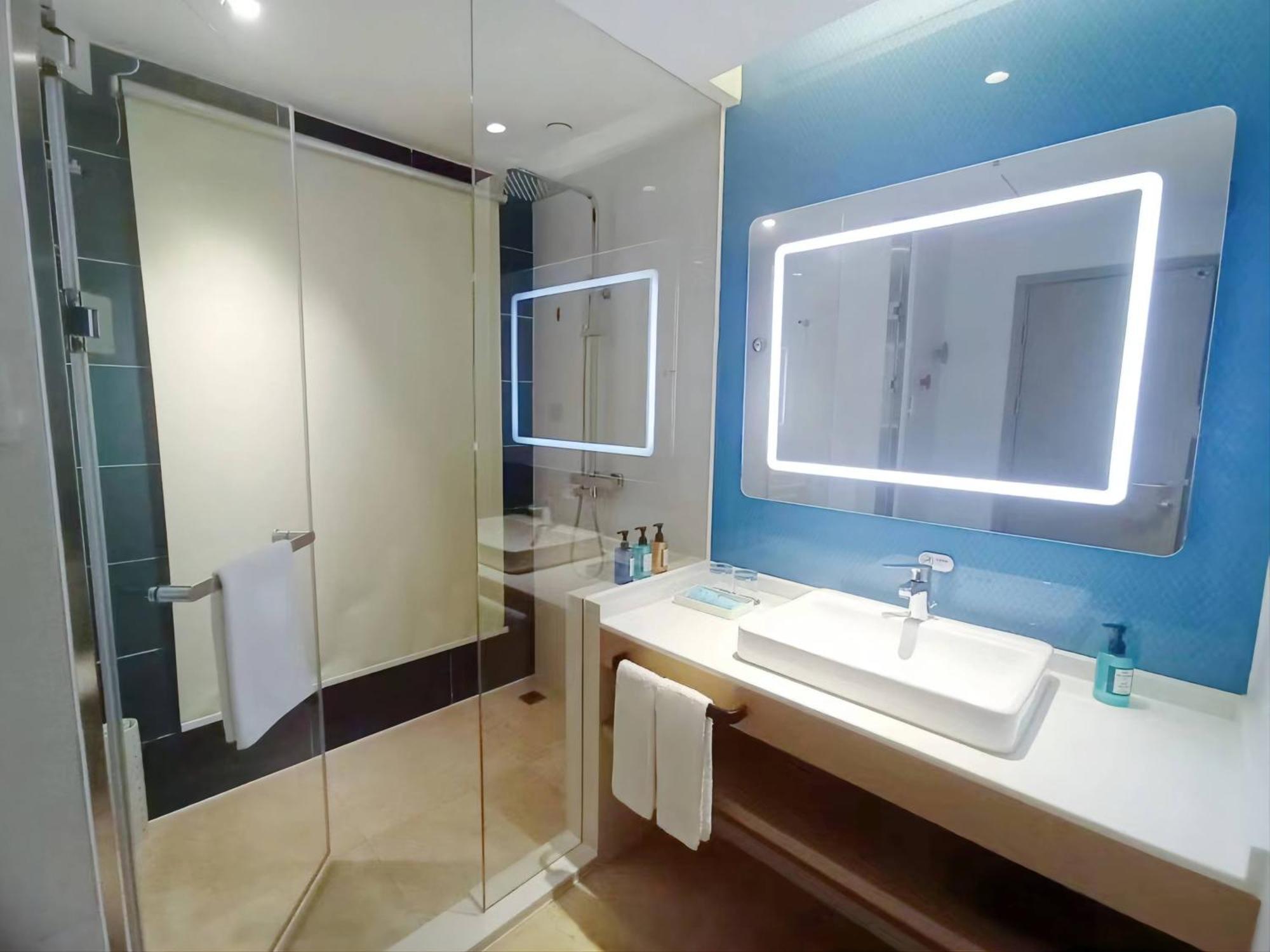 Holiday Inn Express Ulanqab Jining By Ihg Exterior foto